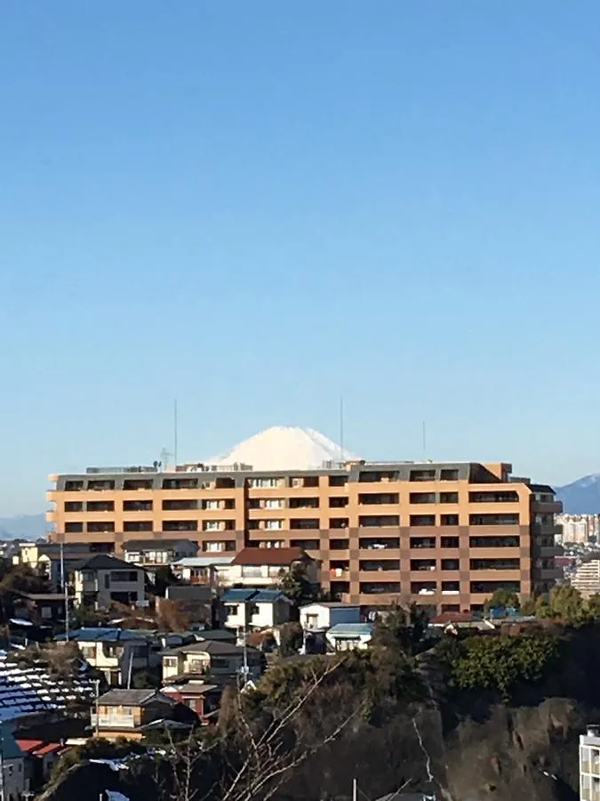 横浜市平楽園弐番館２階アパートメント アパート