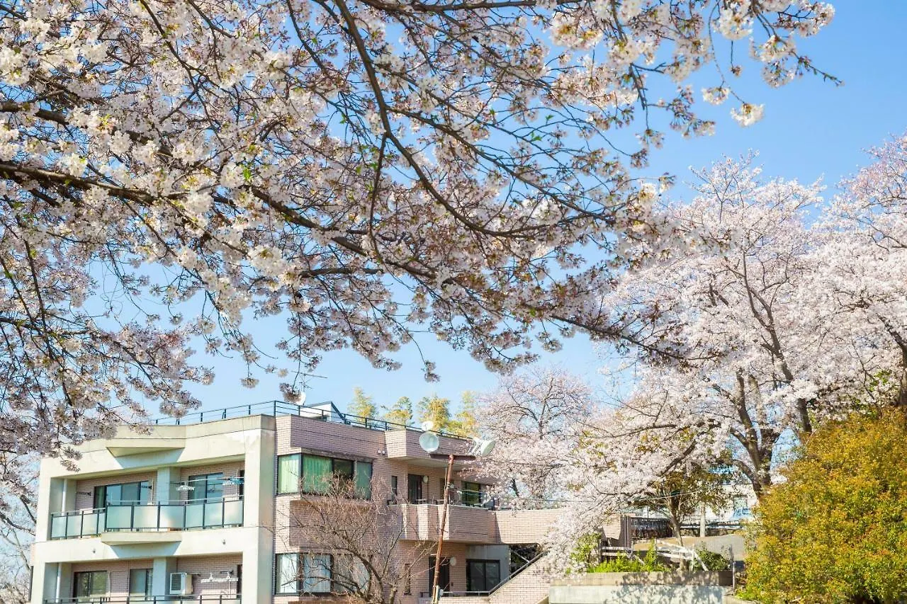 横浜市平楽園弐番館２階アパートメント 日本