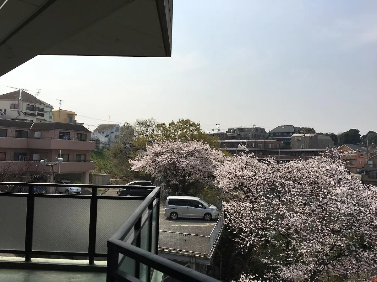平楽園弐番館２階 Apartment Yokohama