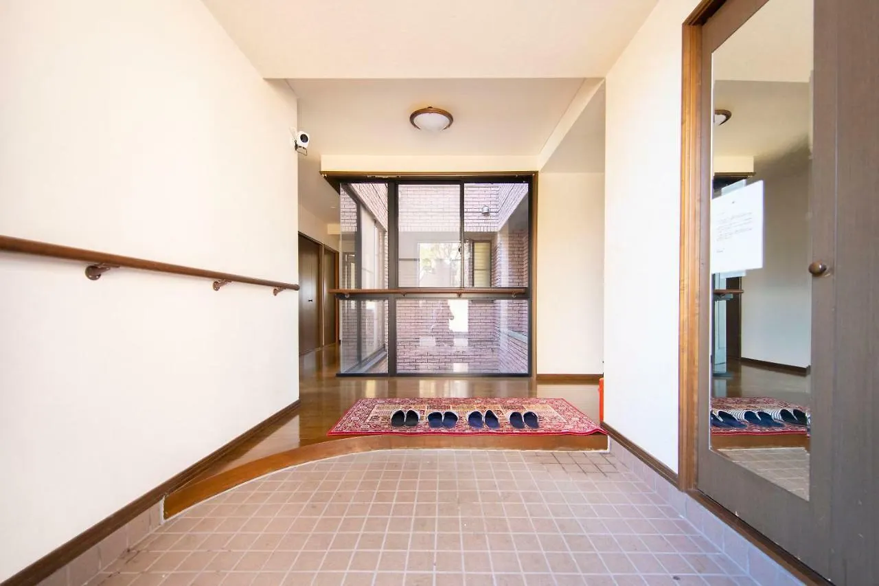 平楽園弐番館２階 Apartment Yokohama