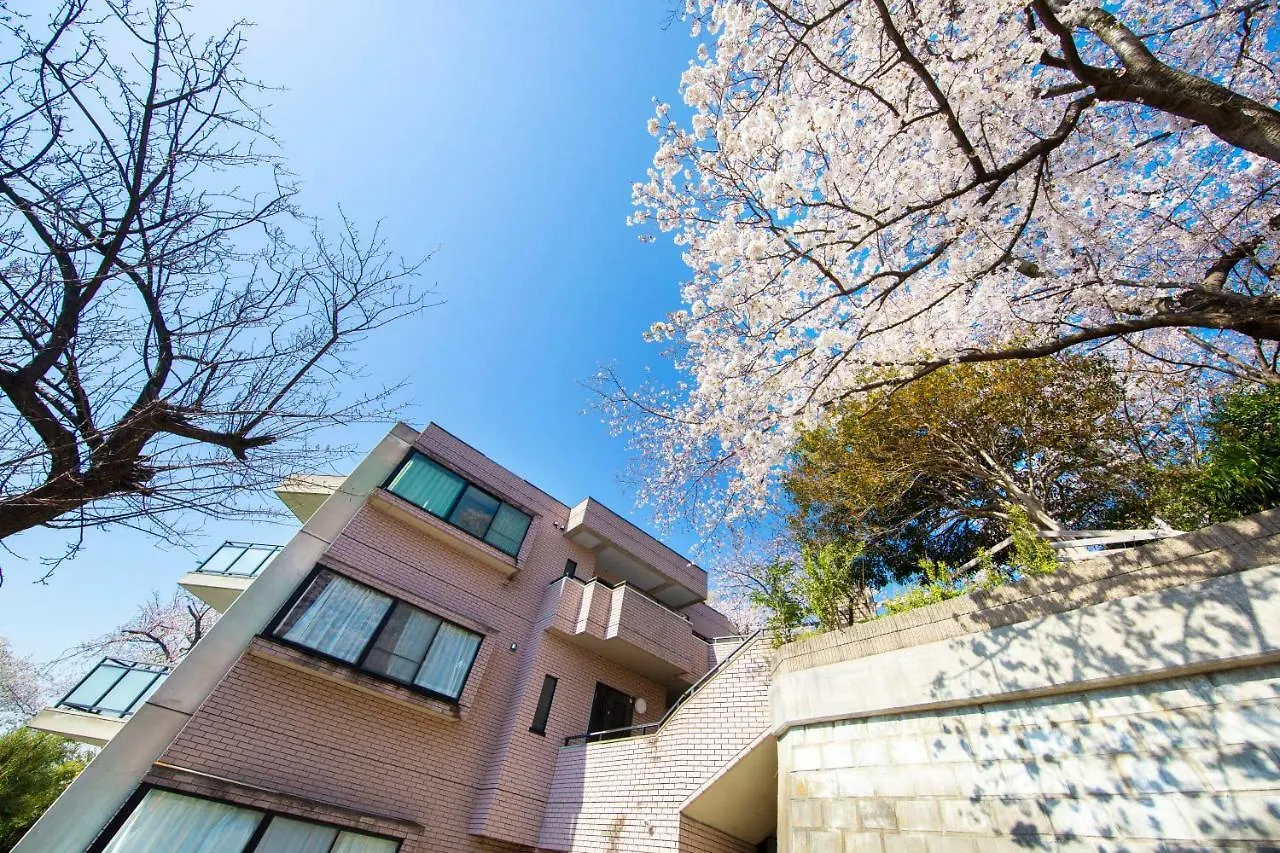 平楽園弐番館２階 Apartment Yokohama