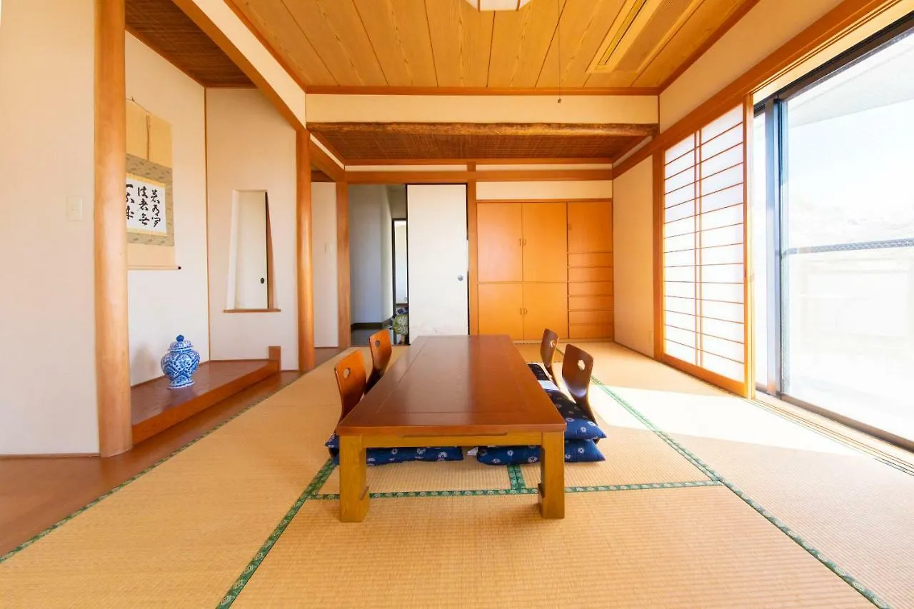 平楽園弐番館２階 Apartment Yokohama  Japan