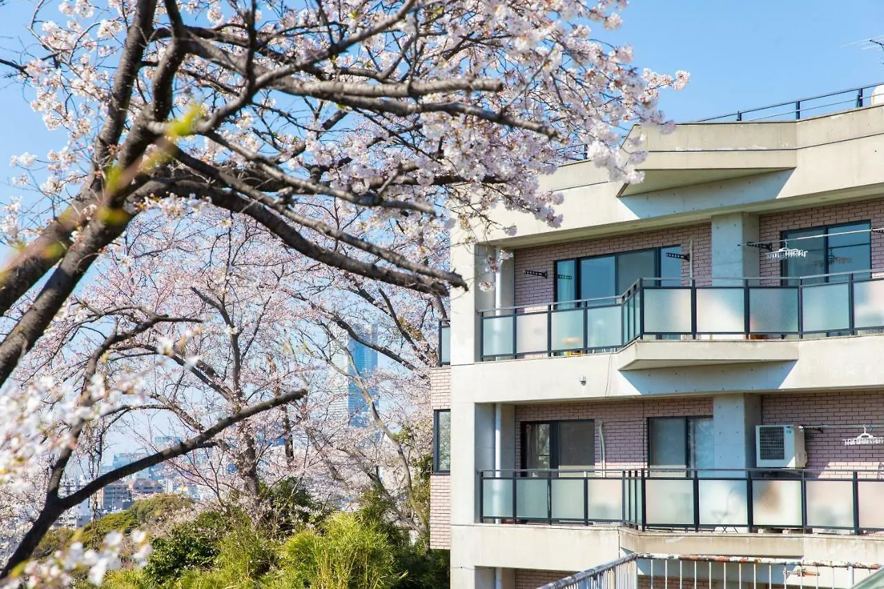 平楽園弐番館２階 Apartment Yokohama